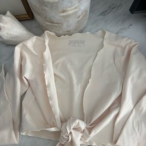 437 The wrap top in Cream Tie-Front ballet Top Pilates yoga NEW